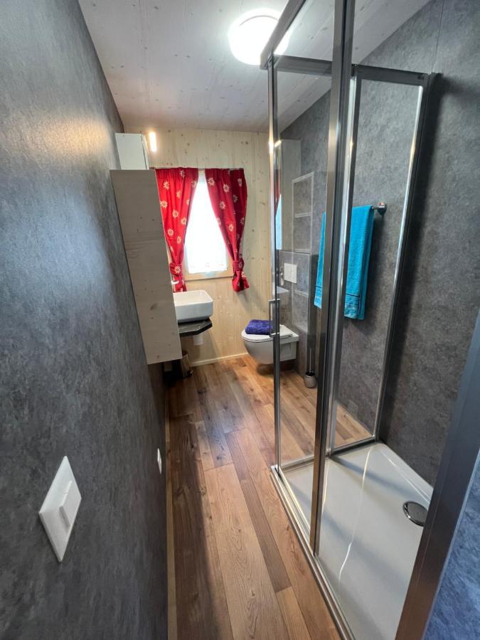 Bungalow Miralago In Camping Cavresc, Via Dal Cavresc 1, 7746 Le Prese-Poschiavo Ngoại thất bức ảnh